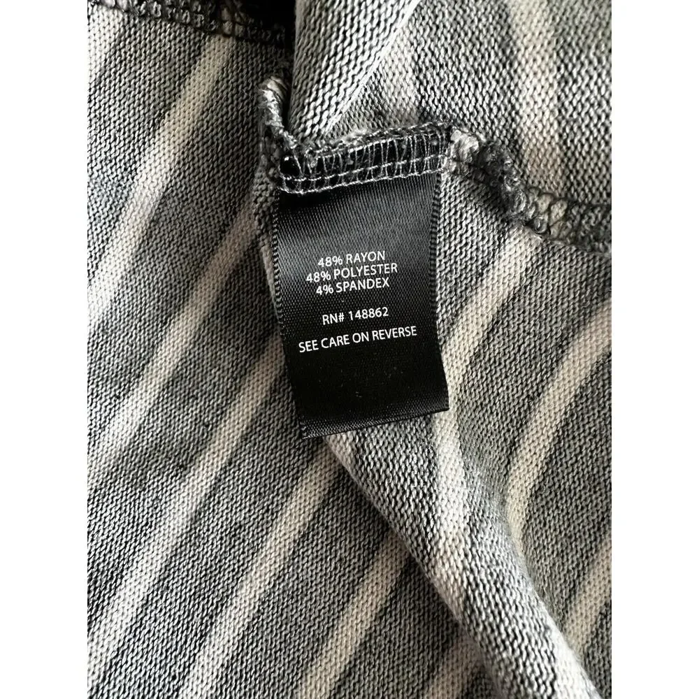 Torrid Item 16150259 Super Soft Stripe V-Neck High Low Tunic Gray White Size 2 - Picture 5 of 6